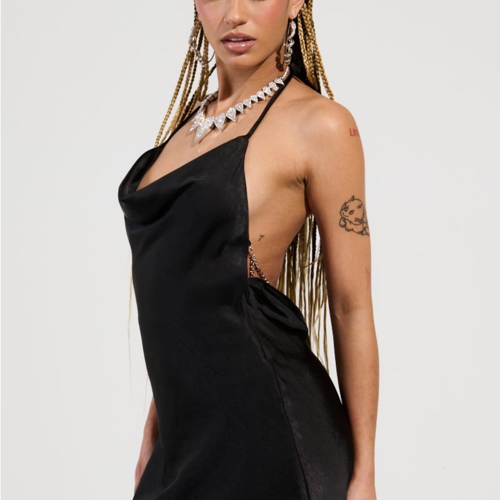 AKIRA BLACK HALTER DRESS WITH MID-BACK STYLISH SILVER CHAIN SIZE LARGE NWOT